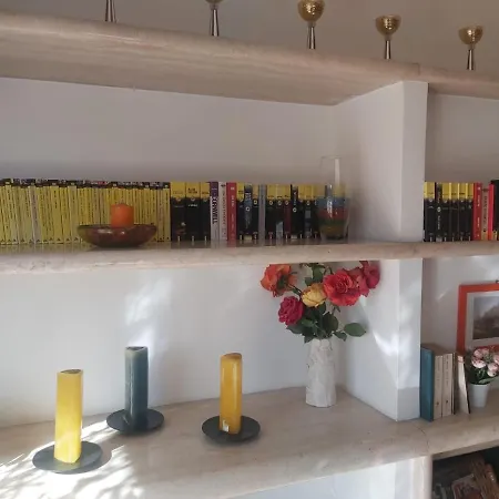 Bed and Breakfast Villa De' Pini *