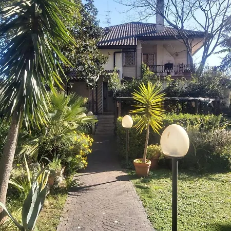 Villa De' Pini Ρώμη