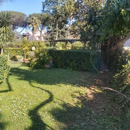 Bed and Breakfast Villa De' Pini *