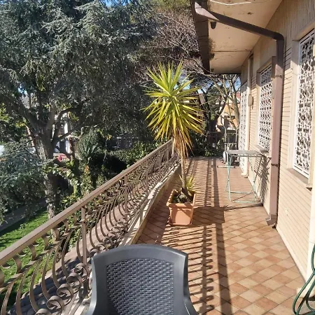 Bed and Breakfast Villa De' Pini *