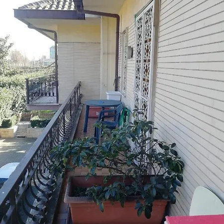 فندق مبيت وإفطار Villa De' Pini روما