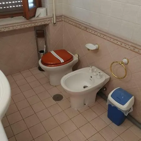 فندق مبيت وإفطار Villa De' Pini *